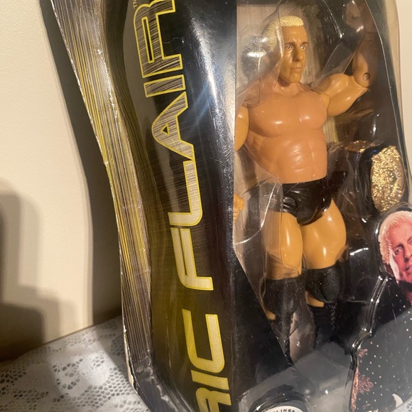 WWE Wrestling Ruthless Aggression (2006) Series 20 Ric Flair Figure - Picture 8 of 11